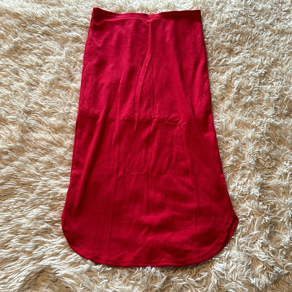 G by Guess Dresses & Skirts - G by Guess Ribbed Midi Skirt, size XS.